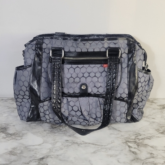 Skip hop studio diaper bag - Picture 2 of 8